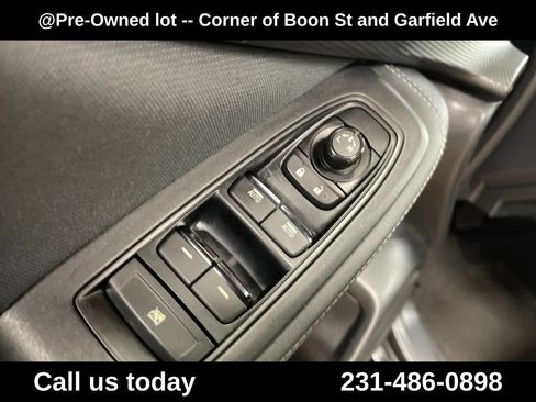 Used 2021 Subaru Forester Premium w/ Popular Package #1 AWD/4WD image 16