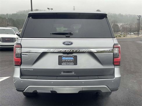 Used 2021 Ford Expedition Max Limited image 4