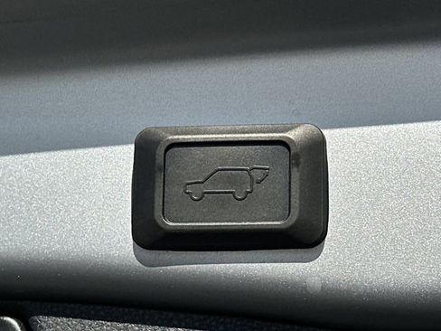 Certified 2021 Toyota RAV4 XSE image 25