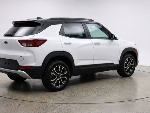 Used 2025 Chevrolet TrailBlazer LT image 9