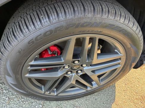 Used 2025 Ford Explorer ST w/ Sun And Sound Package image 16