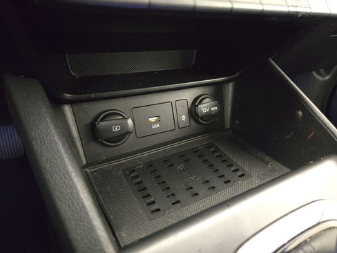 Used 2023 Hyundai Kona Limited image 27