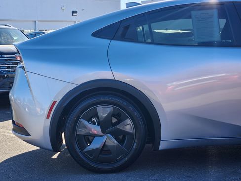 Used 2023 Toyota Prius LE image 6