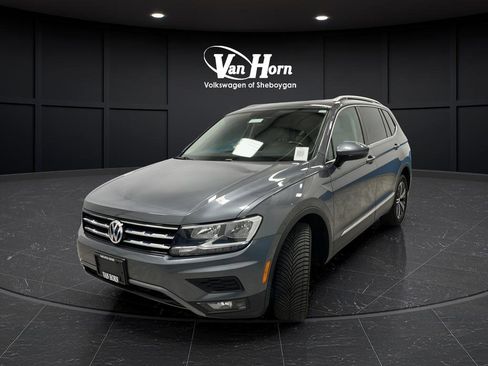 Used 2018 Volkswagen Tiguan SEL image 7