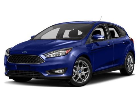 Used 2015 Ford Focus SE w/ SE Sport Package FWD image 4