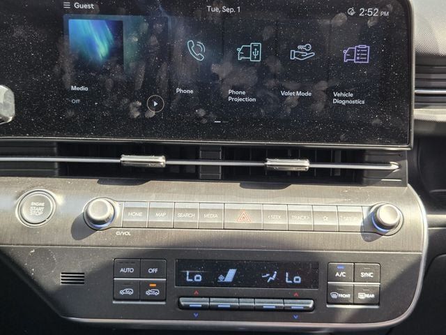 Used 2025 Hyundai Kona SEL FWD image 23
