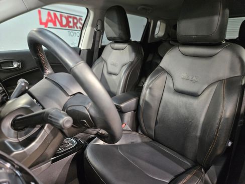 Used 2019 Jeep Compass Limited w/ Safety & Security Group image 24