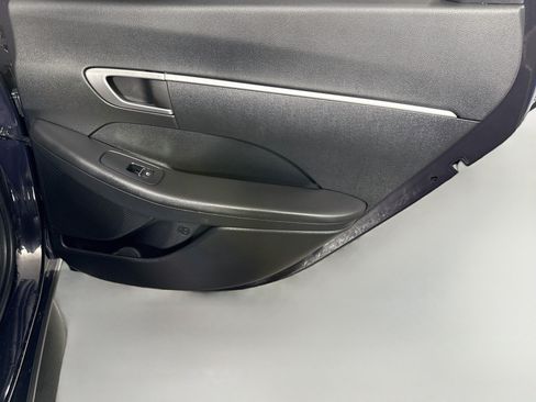 Used 2023 Hyundai Sonata SE w/ Cargo Package FWD image 27