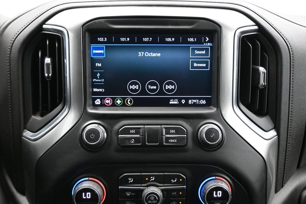 Used 2022 Chevrolet Silverado 1500 RST w/ LPO, Blackout Package AWD/4WD image 21