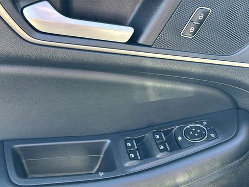 Certified 2023 Ford Edge SEL w/ Convenience Package image 19