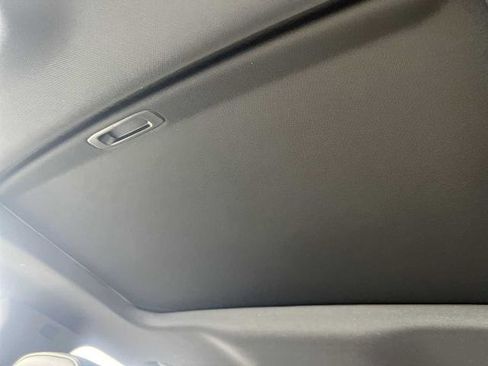 New 2026 GMC Canyon Denali image 16