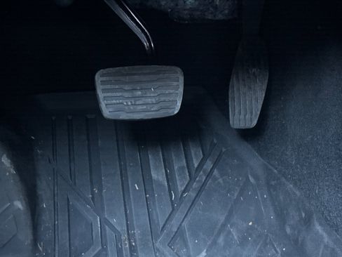 Used 2023 GMC Canyon AT4 w/ AT4 Premium Package image 41