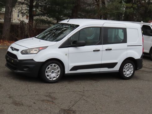 Used 2015 Ford Transit Connect XL image 2