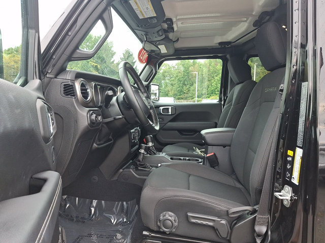 Used 2021 Jeep Wrangler Unlimited Sahara w/ Safety Group AWD/4WD image 11