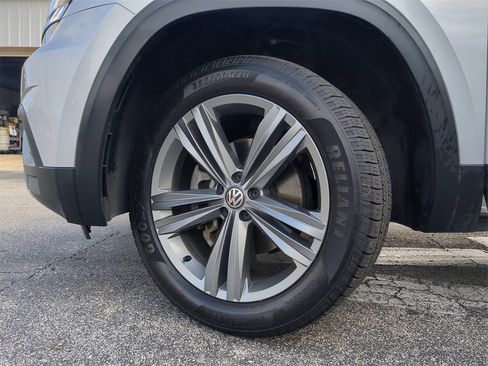 Used 2019 Volkswagen Atlas SE w/ Towing Package image 35