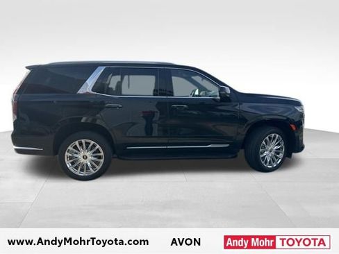 Used 2023 Cadillac Escalade Premium Luxury image 9