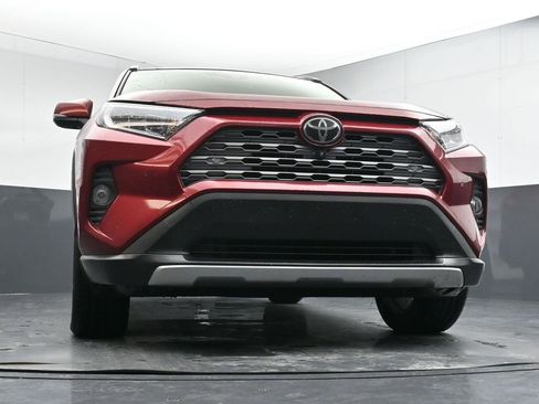 Used 2020 Toyota RAV4 Limited image 39