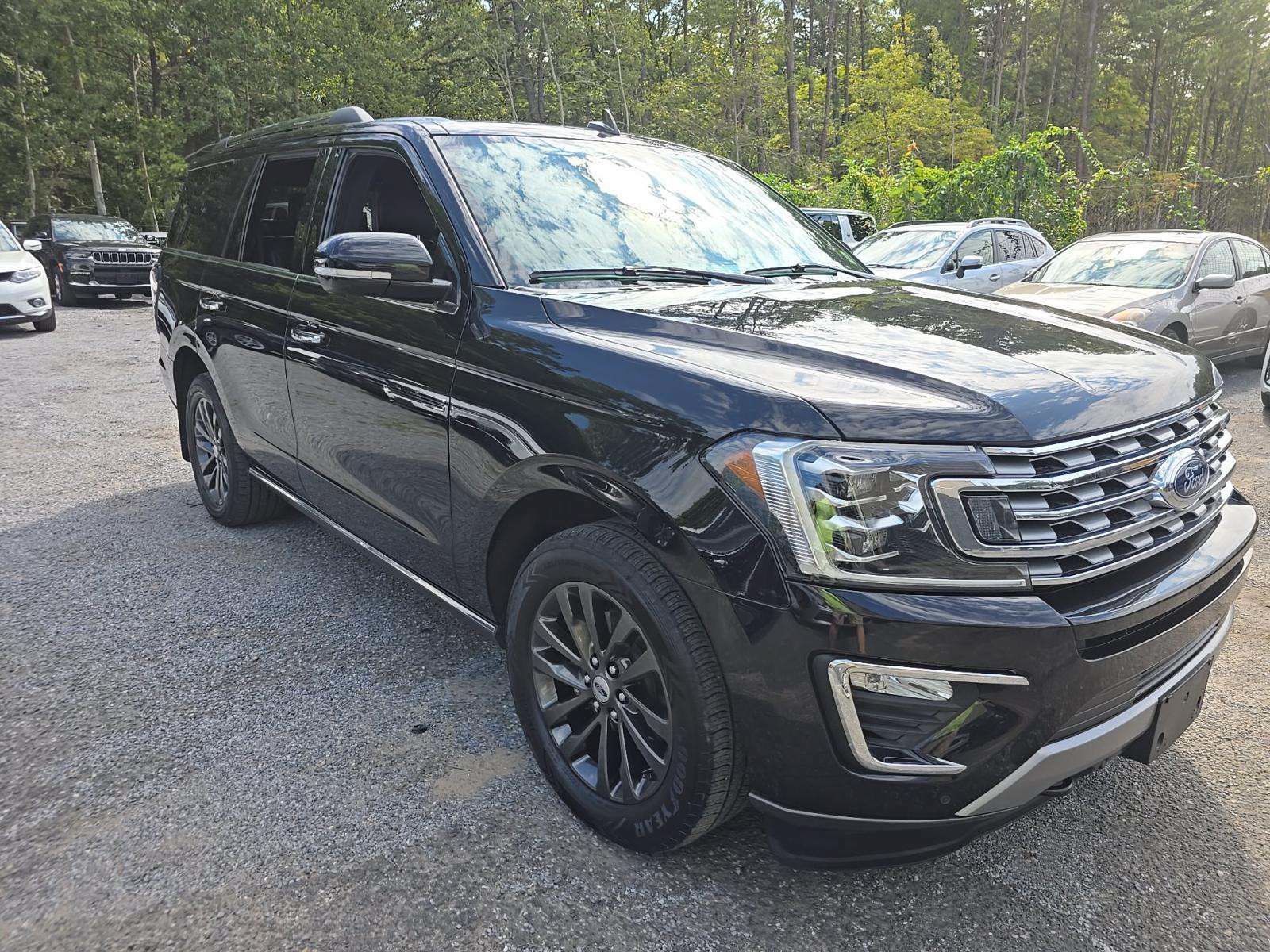 Used 2020 Ford Expedition Limited w/ Equipment Group 301A AWD/4WD image 3