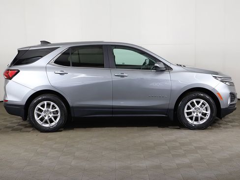 Used 2024 Chevrolet Equinox LT image 18