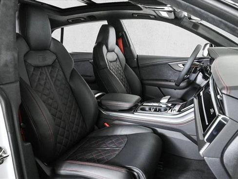New 2026 Audi SQ8 Prestige image 22