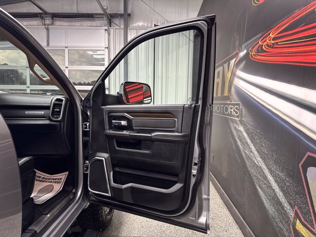Used 2022 RAM 2500 Laramie AWD/4WD image 28
