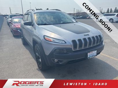 Used 2016 Jeep Cherokee Trailhawk w/ Comfort/Convenience Group