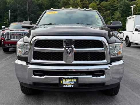 Used 2015 RAM 3500 Tradesman w/ Chrome Appearance Group AWD/4WD image 10