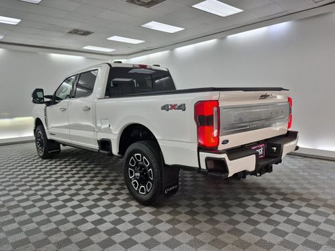 Used 2024 Ford F250 Platinum AWD/4WD image 8