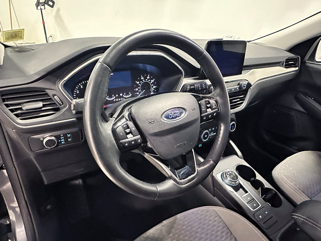 Used 2022 Ford Escape SE w/ Cold Weather Package AWD/4WD image 20