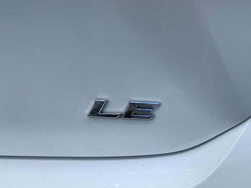 Used 2026 Toyota Camry LE image 30