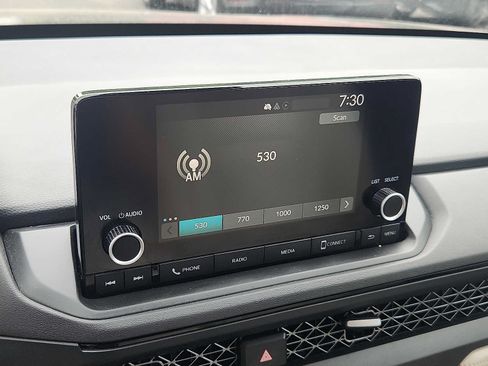 Certified 2023 Honda Accord EX image 16