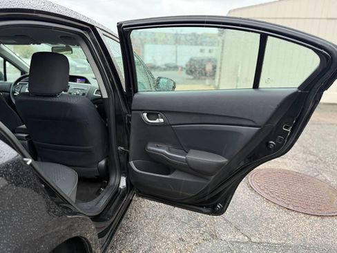 Used 2014 Honda Civic LX image 15