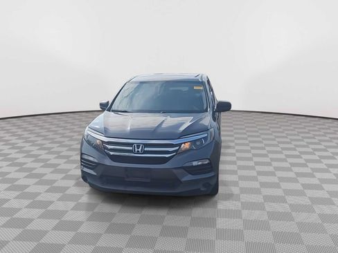Used 2018 Honda Pilot LX image 3