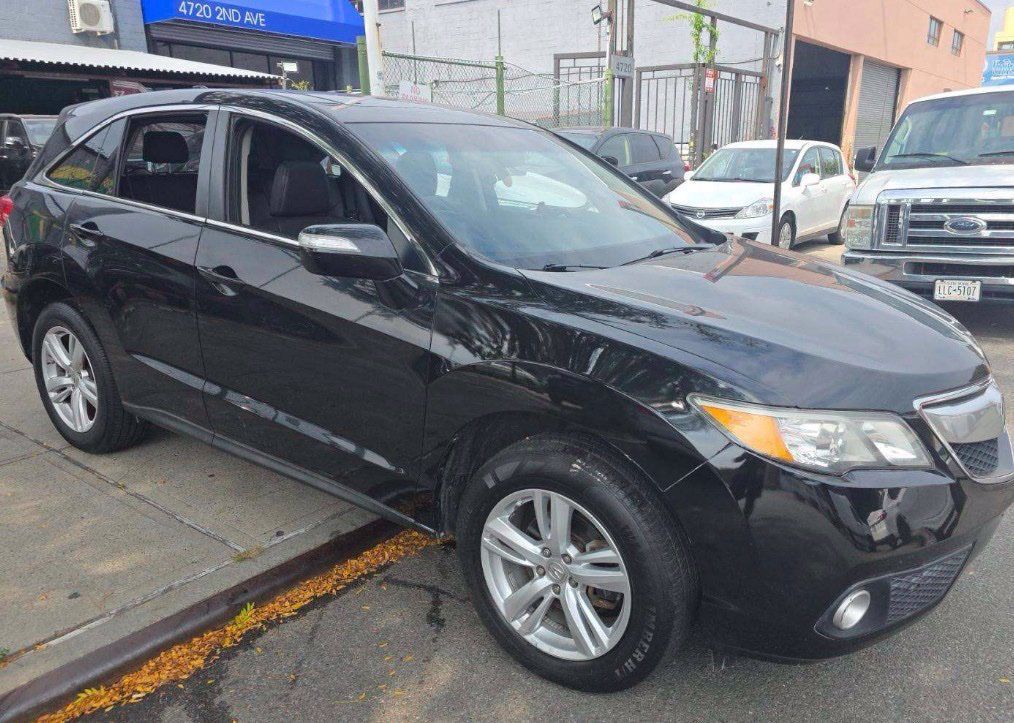 Used 2015 Acura RDX w/ Technology Package AWD/4WD image 3