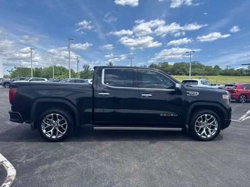 Used 2019 GMC Sierra 1500 Denali w/ Denali Ultimate Package AWD/4WD image 8