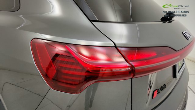 Used 2024 Audi Q8 e-tron Prestige w/ Prestige Package AWD/4WD image 26