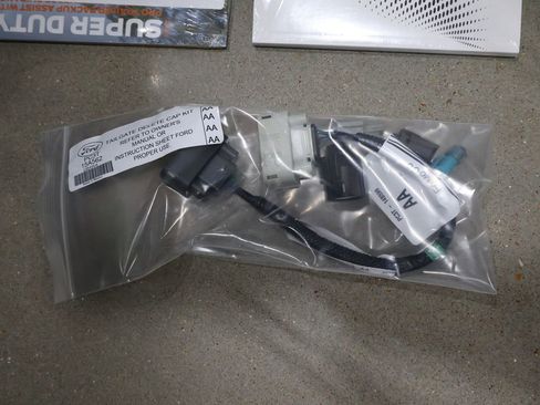 Used 2024 Ford F350 Limited w/ FX4 Off-Road Package image 81