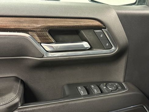 Used 2023 Chevrolet Silverado 1500 LT image 40