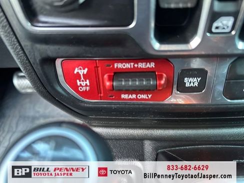 Used 2019 Jeep Wrangler Unlimited Rubicon AWD/4WD image 15