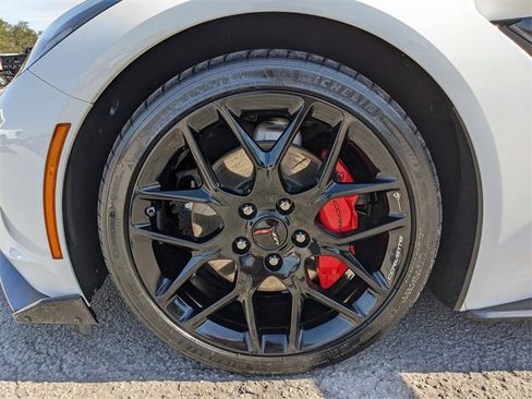 Used 2019 Chevrolet Corvette Stingray Coupe image 10