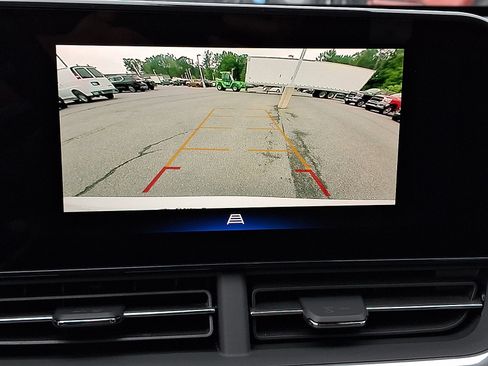 Used 2025 Chevrolet Trax RS w/ Driver Confidence Package FWD image 18