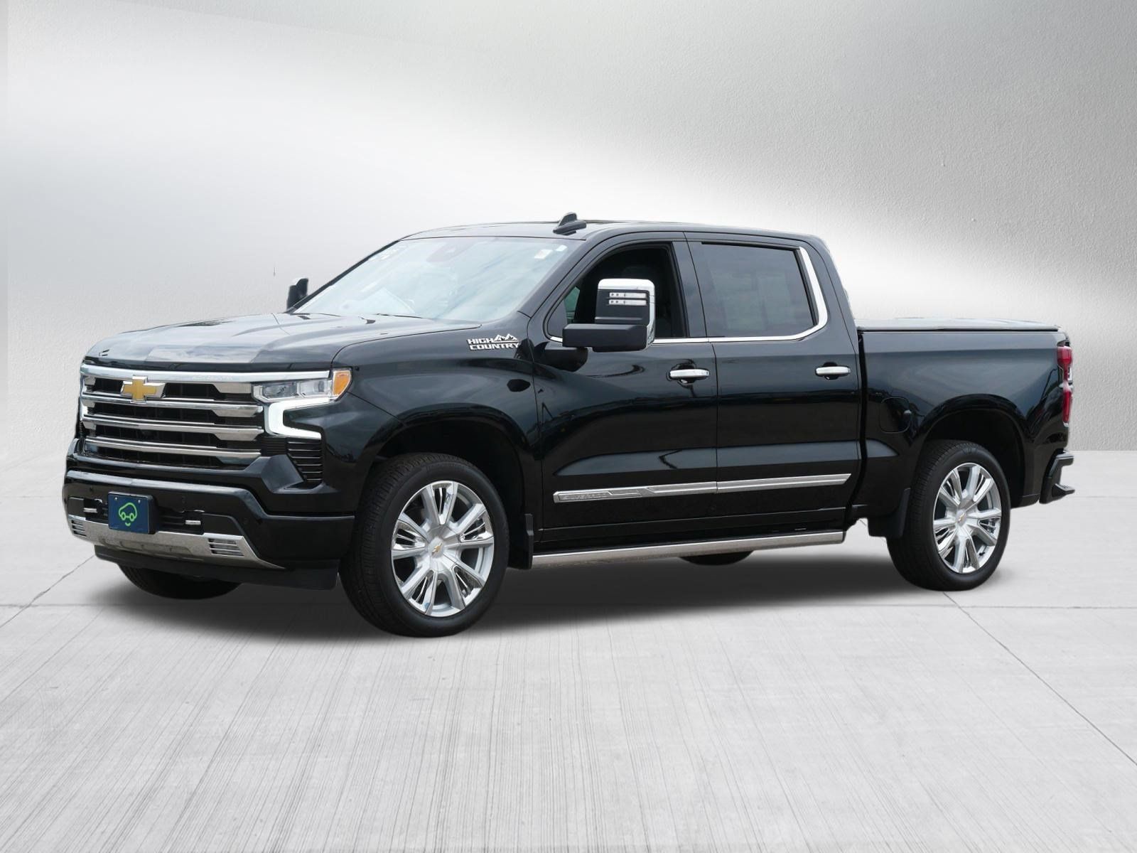 Certified 2025 Chevrolet Silverado 1500 High Country w/ High Country Premium Package AWD/4WD image 3