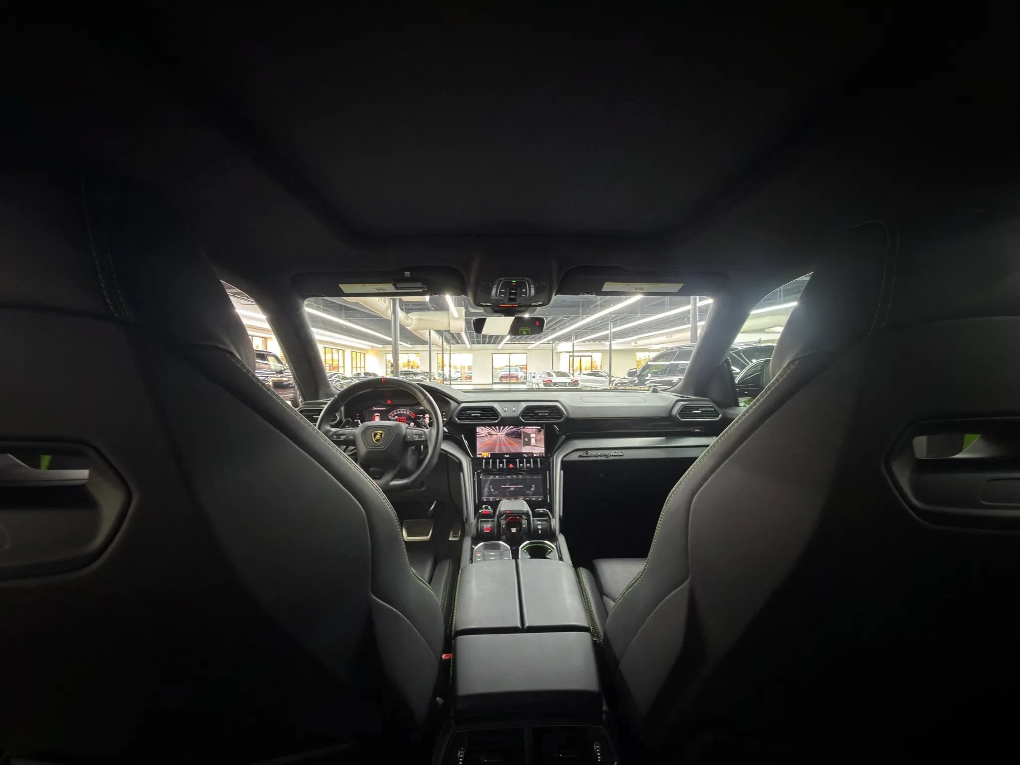 Used 2023 Lamborghini Urus S AWD/4WD image 40