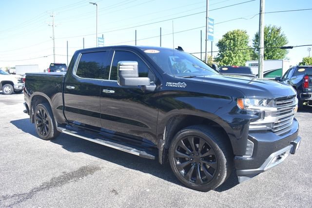 Used 2020 Chevrolet Silverado 1500 High Country w/ Technology Package AWD/4WD image 1