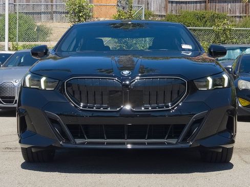 New 2027 BMW 530i w/ M Sport Package RWD image 2