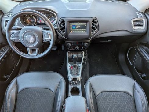 Used 2019 Jeep Compass Latitude image 26