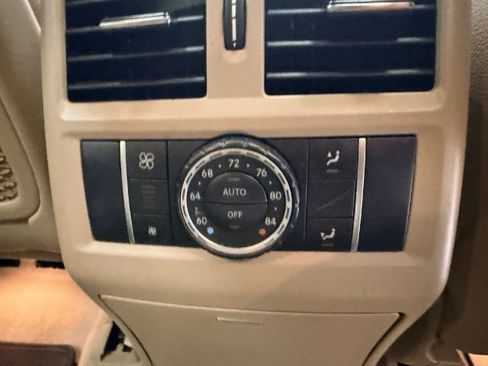 Used 2015 Mercedes-Benz GL 450 4MATIC w/ Appearance Package image 24