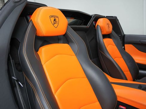 Used 2015 Lamborghini Aventador LP 700-4 image 33