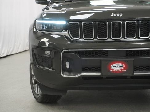 Used 2024 Jeep Grand Cherokee Overland w/ Adv Protech Group III AWD/4WD image 7
