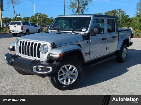 Used 2023 Jeep Gladiator Sport AWD/4WD image 1
